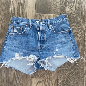 Levi jean shorts